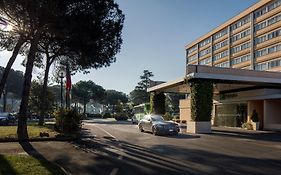 Holiday Inn Rome-eur Parco Dei Medici 4*